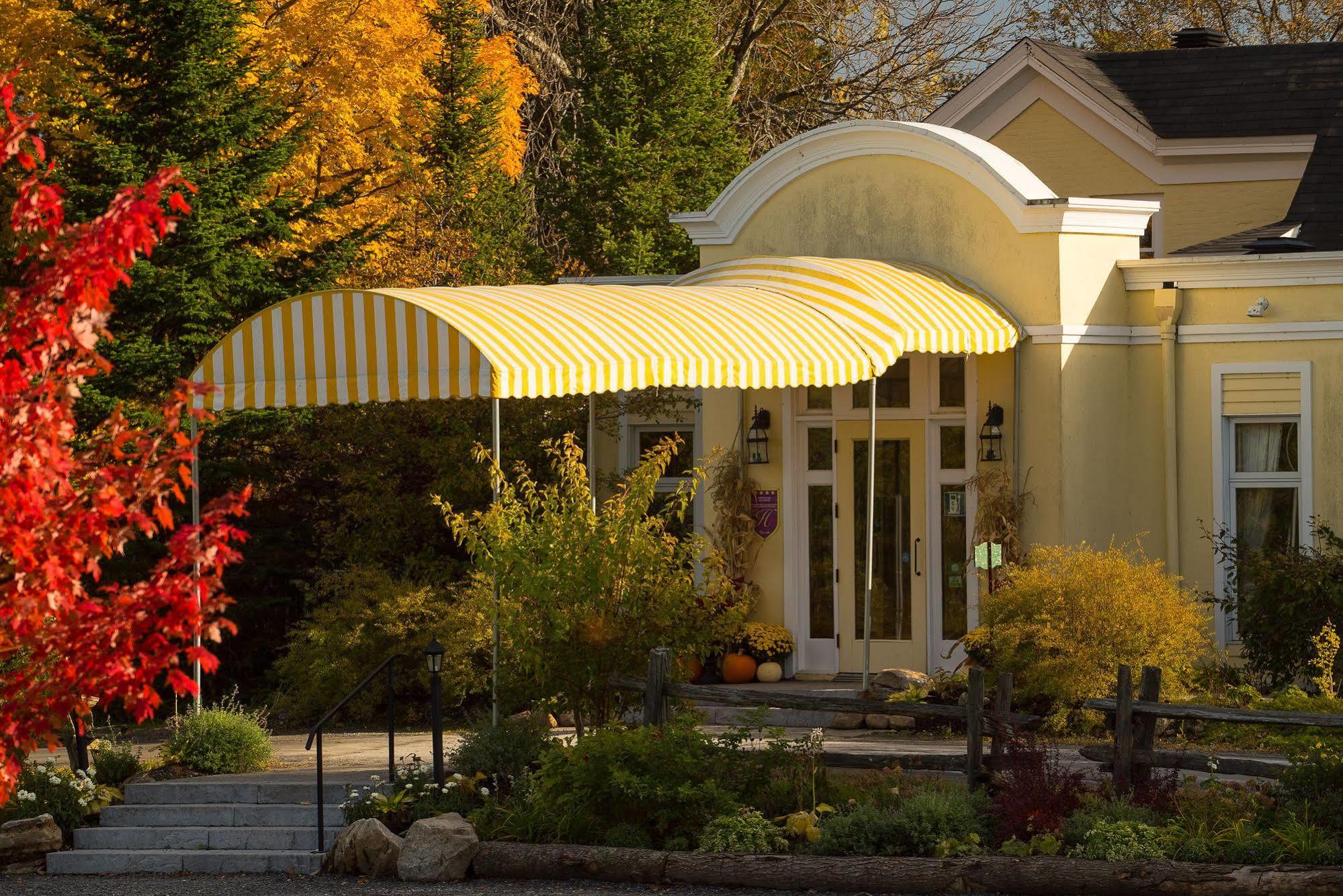Auberge West Brome Exterior photo